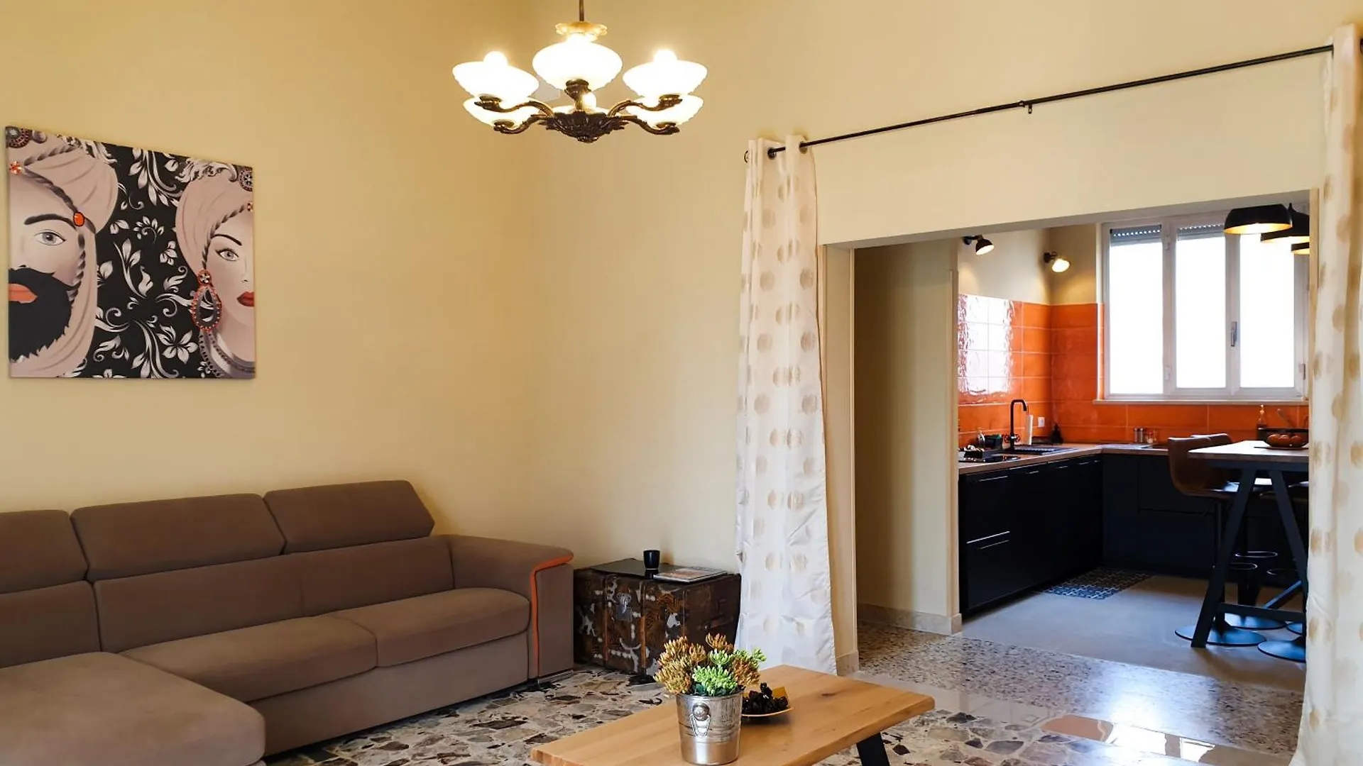 Apartament La Terrazza Illuminata Luxury Rooftop Trapani Włochy